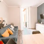 Residenza Santa Anastasia At Piazza Erbe Blu Charme With Lift And Ac 公寓 *