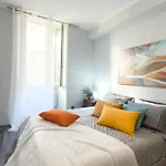Residenza Santa Anastasia At Piazza Erbe Blu Charme With Lift And Ac * 维罗纳