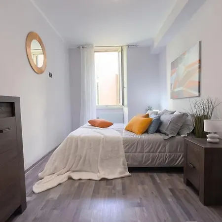 Апартаменты Residenza Santa Anastasia At Piazza Erbe Blu Charme With Lift And Ac *