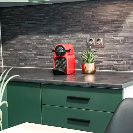 Residenza Santa Anastasia At Piazza Erbe Blu Charme With Lift And Ac Апартаменты Верона