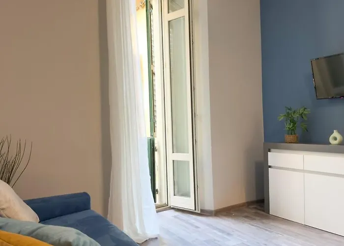 Residenza Santa Anastasia At Piazza Erbe Blu Charme With Lift And Ac *