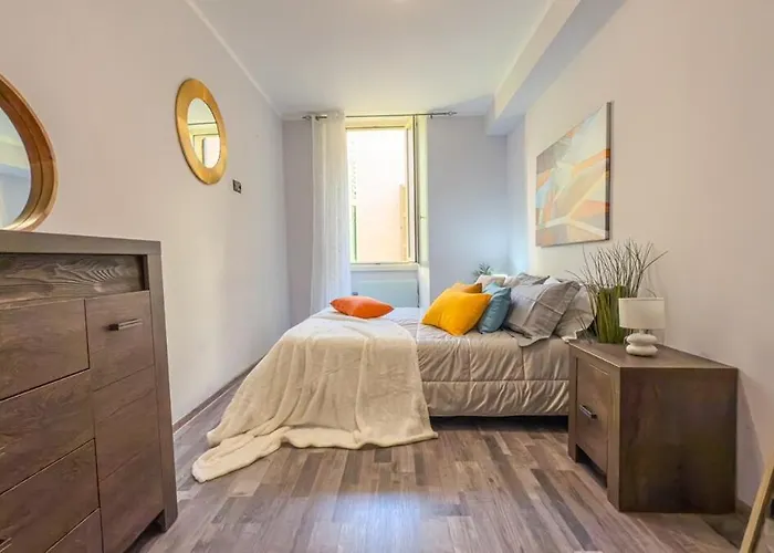 Residenza Santa Anastasia At Piazza Erbe Blu Charme With Lift And Ac Apartment