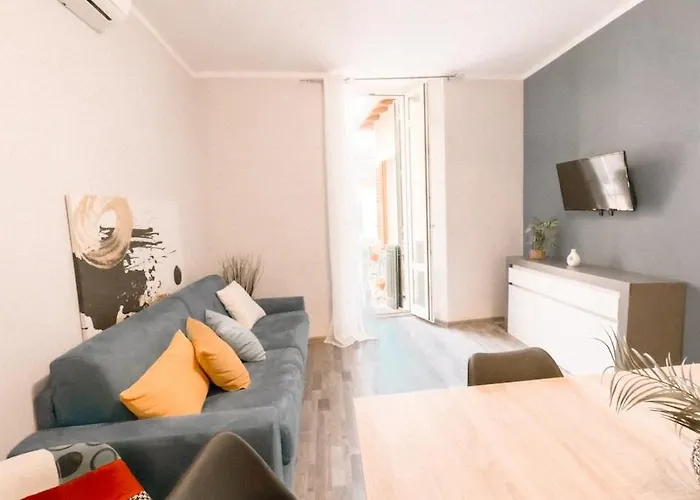 Residenza Santa Anastasia At Piazza Erbe Blu Charme With Lift And Ac Apartment *