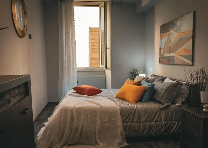 Residenza Santa Anastasia At Piazza Erbe Blu Charme With Lift And Ac Apartment Verona