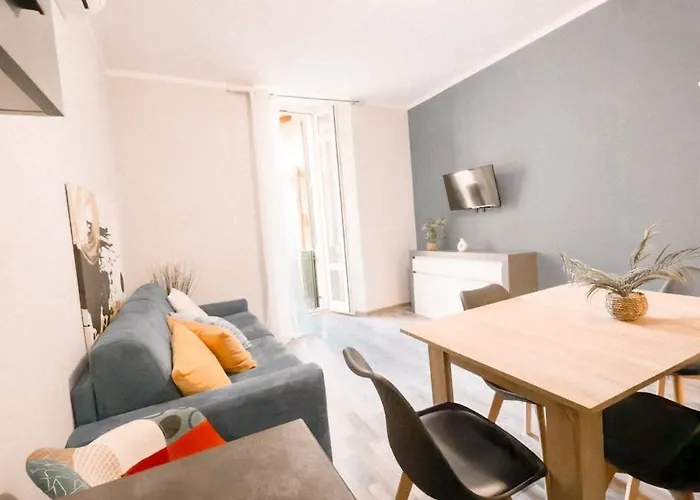 Residenza Santa Anastasia At Piazza Erbe Blu Charme With Lift And Ac Verona