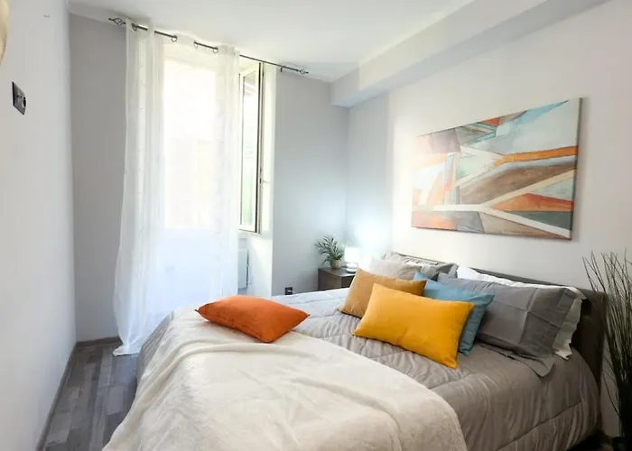 Residenza Santa Anastasia At Piazza Erbe Blu Charme With Lift And Ac * Verona