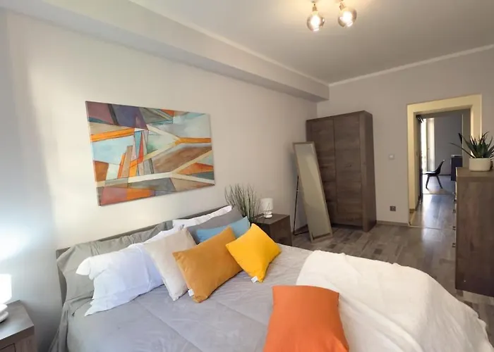 Residenza Santa Anastasia At Piazza Erbe Blu Charme With Lift And Ac * Verona